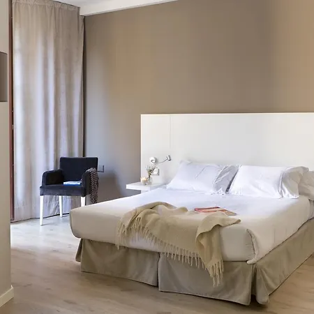 Rambla 102 Апартаменты Барселона
