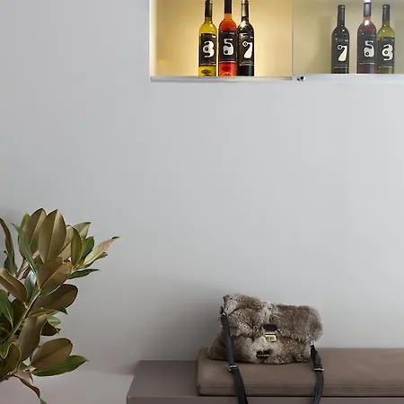 Апартаменты Rambla 102 *