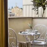 رامبلا 102 شقة برشلونة